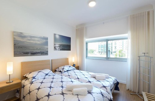 Santa Marinha Apartment | Host Wise - Annas Flats II