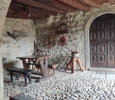 San Giovanni Bianco Apartment | HOST4U - BLONDIE CHALET Prealps Apartment