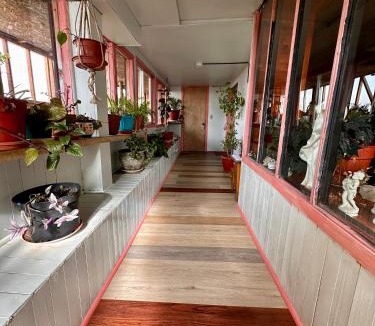Castro House | Hosta Altos de Gamboa