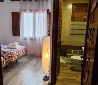 Peralejos de las Truchas Hostel | Hostal Altajo