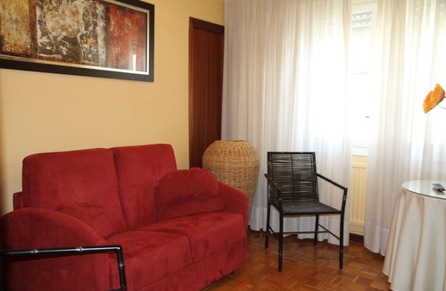 Ermitagana Hostel | Hostal Acella