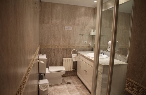 Ermitagana Hostel | Hostal Acella