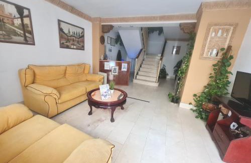Camino de Ronda House | Hostal Alicante