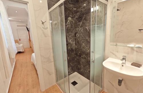 Centro House | Hostal Aliste