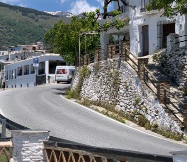 Capileira House | Hostal Atalaya