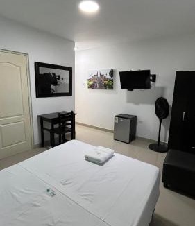 Talara House | Hostal Bali - Talara