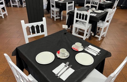 Pesues House | Hostal Baviera