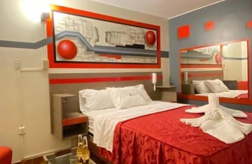 Distrito de Comas Hotel | HOSTAL BERMUDAS