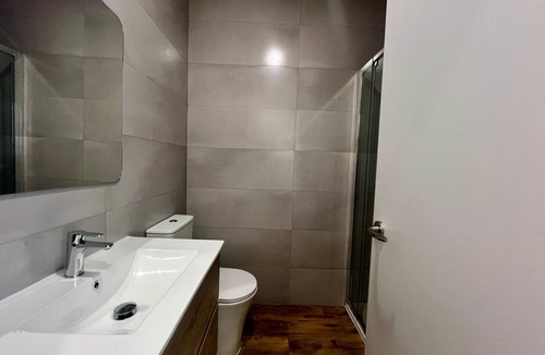 Cuatro Caminos Hostel | Hostal Bernabeu