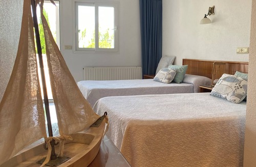 El Perellonet Hotel | Hostal Blayet