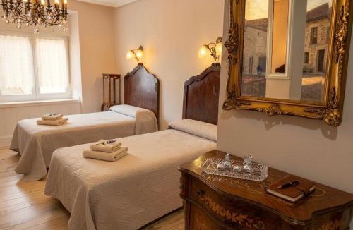 Torrelavega House | Hostal Boutique Puerta del Sol