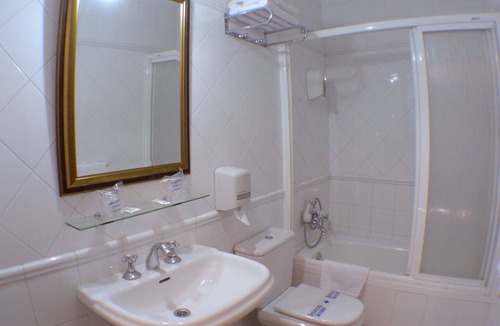 Cuenca Hostel | Hostal Canovas