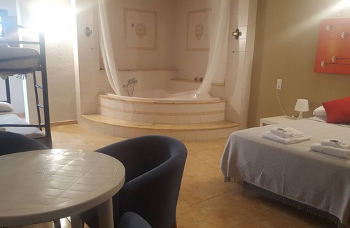 Vinaros Hostel | Hostal Castellverd