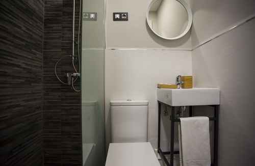Palos de la Frontera Hostel | Hostal CC Atocha