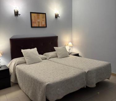 Guadalupe House | Hostal Cerezo 2