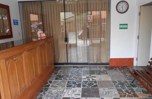 Santiago de Surco Hotel | Hostal Cesar Alberto