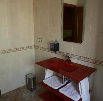 La Roda Hotel | HOSTAL EL POLIGONO