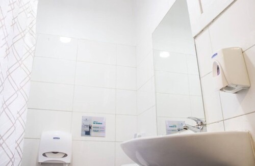 Lastarria Hostel | Hostal Forestal - Hostel
