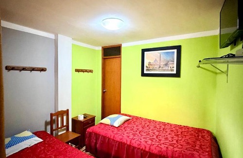 Churin House | HOSTAL GRAU