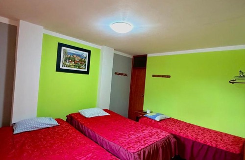 Churin House | HOSTAL GRAU