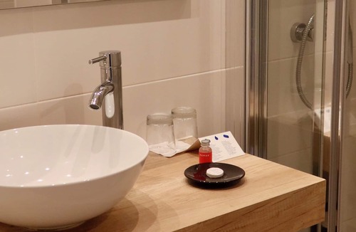 Torrenova Hostel | Hostal Jakiton