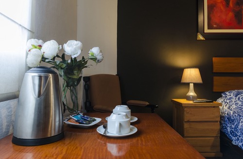 San Antonio Hotel | Hostal Jose Luis