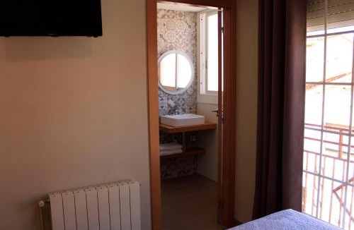 Sabadell House | Hostal La Romànica