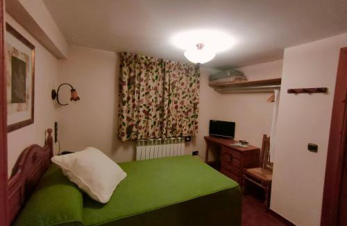 Tornos House | Hostal Las Grullas
