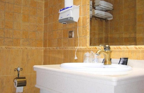 Arboleas Hostel | Hostal Mesón Arboleas