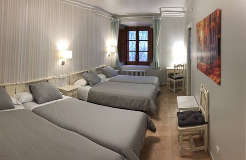 Anguiano Hostel | Hostal Monasterio de Valvanera