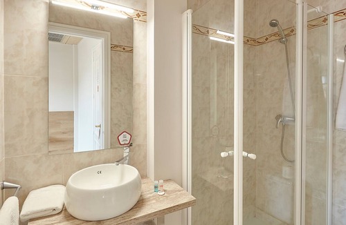 Cervera Hostel | Hostal Nobadis