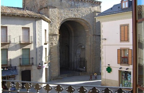 Jaca House | Hostal Paris