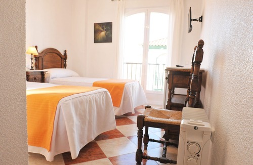 Lepe Hostel | Hostal Puerto Lepe