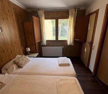 Alfara de Carles House | Hostal Restaurante de Montaña Pous de la neu