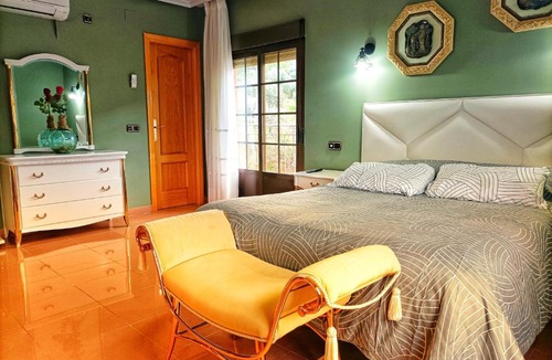 Castanar de Ibor House | Hostal Restaurante Solaire