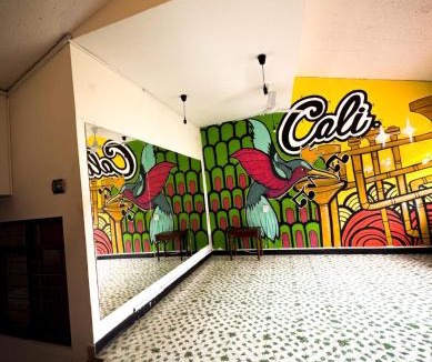 San Antonio House | Hostal Santiago DC