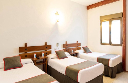 Ecija Hostel | Hostal Santiago