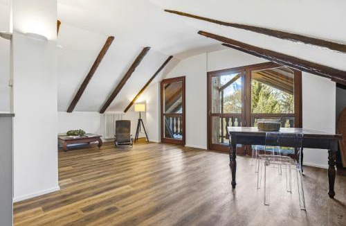 Bousson Apartment | Hostdomus - Inside Alps Suite