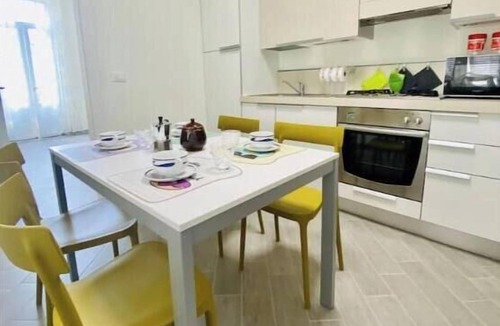 Finale Pia Apartment | Hostdomus - Three-room apartment at Dino's