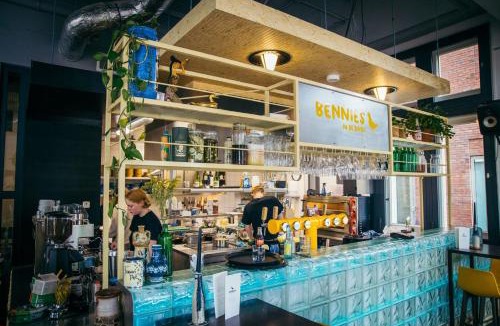 Zwolle City Centre Hostel | Hostel & Bar De Basis