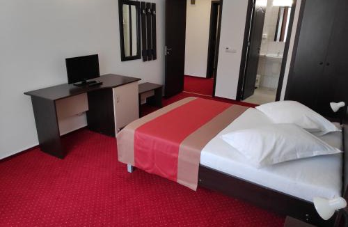 Caciulata Hostel | Hostel Caliman