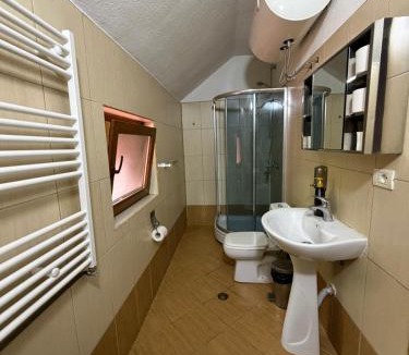 Kukes County Cabin | Hostel & Camping Rilindja