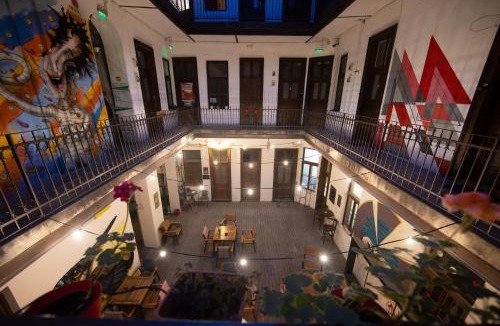 Old City Hostel | Hostel Cornel