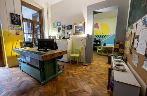 Old City Hostel | Hostel Cornel