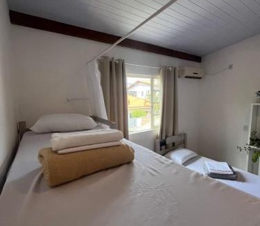 Muquem Bed & Breakfast | Hostel Feminino e Guest House Encanto da Paty, com acolhimento, natureza e boas histórias