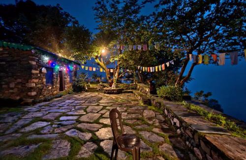 Bhimtal Hostel | Hostel Hideout