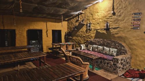 Bhimtal Hostel | Hostel Hideout