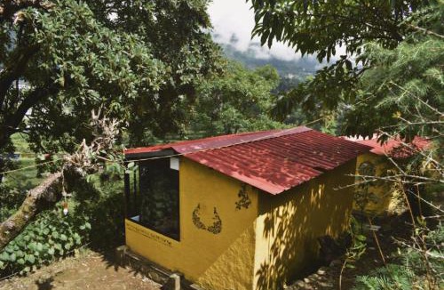 Bhimtal Hostel | Hostel Hideout