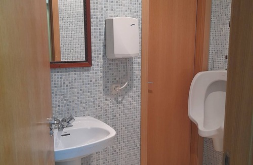 Barajas Hostel | Hostel M Torres