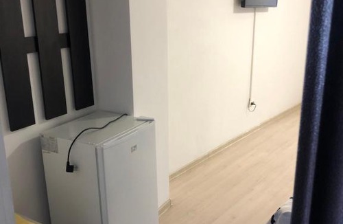 Onesti House | Hostel Mialma